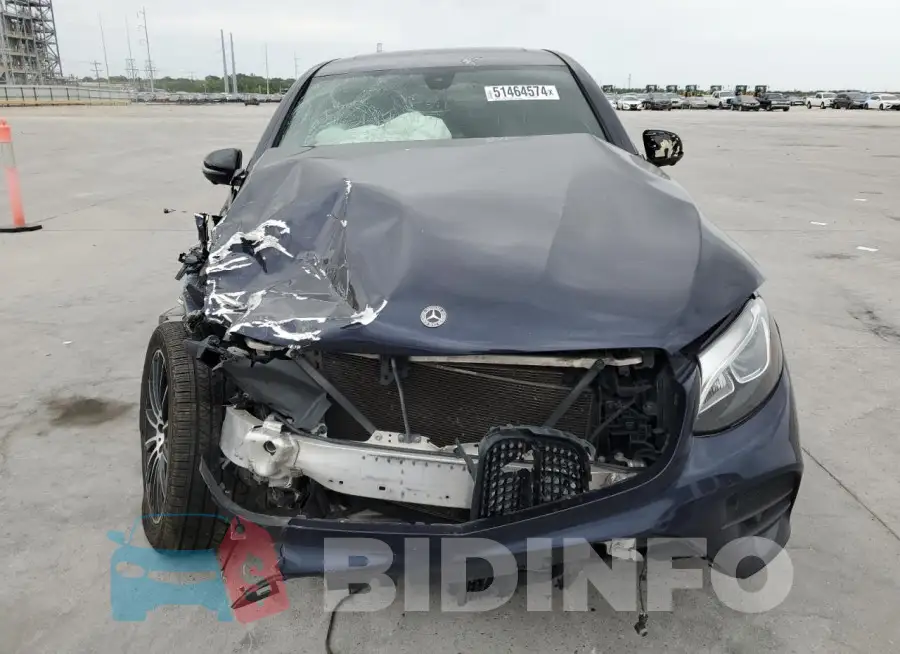 WDC0J4KB5JF378780 Photo# 5