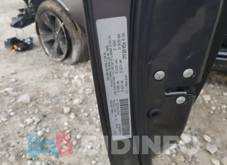 2C3CDZAGXJH310417 Photo# 12