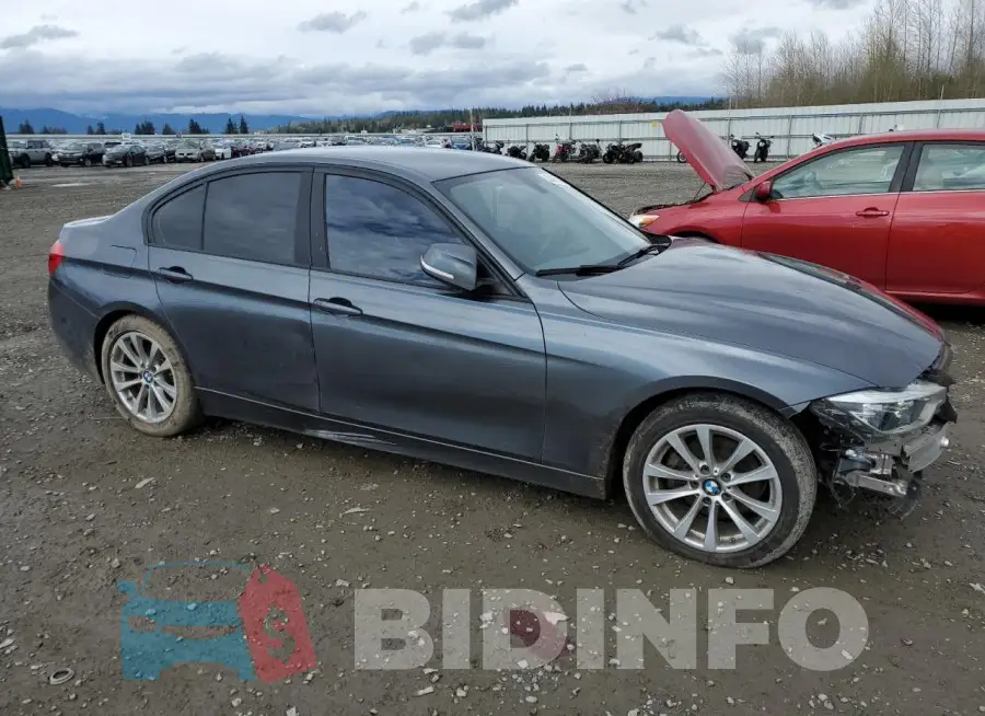 WBA8E1G59JNU92198 Photo# 4