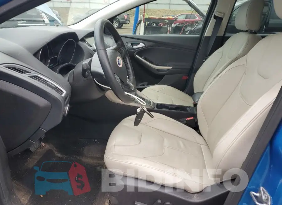 1FADP3N24FL372916 Photo# 7