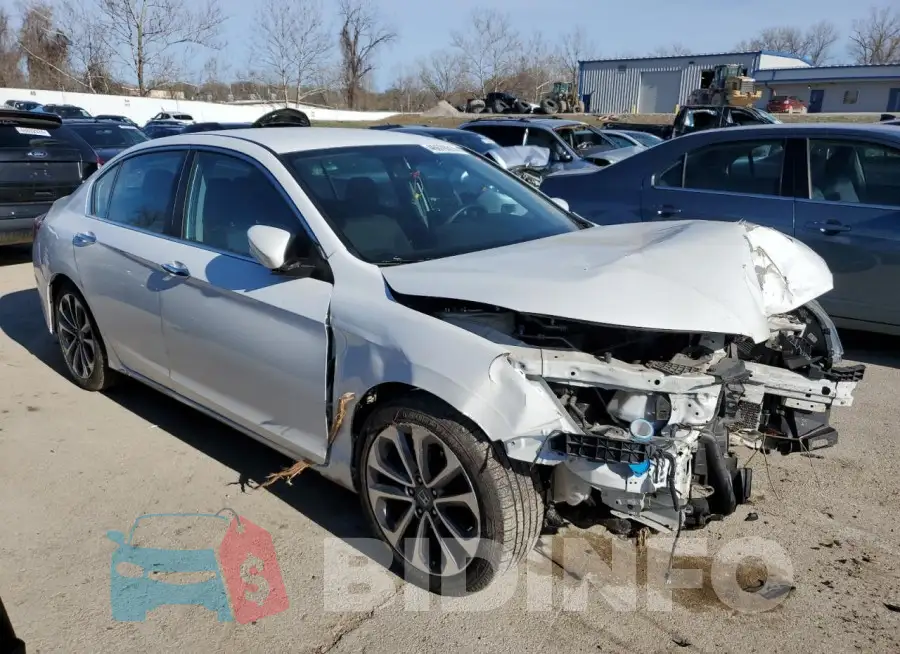 1HGCR2F53FA258129 Photo# 4