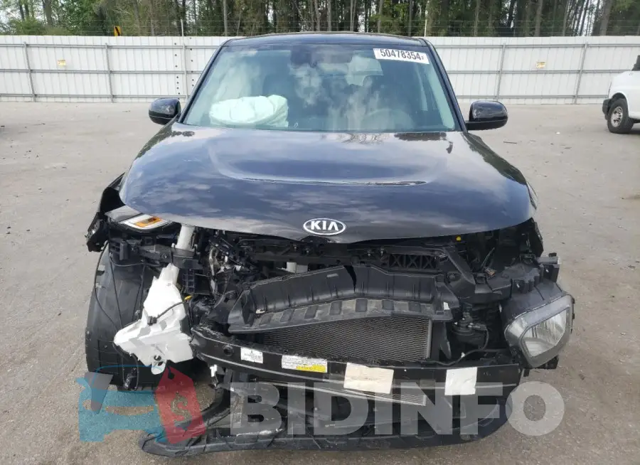 KNDJ23AU6L7731075 Photo# 5