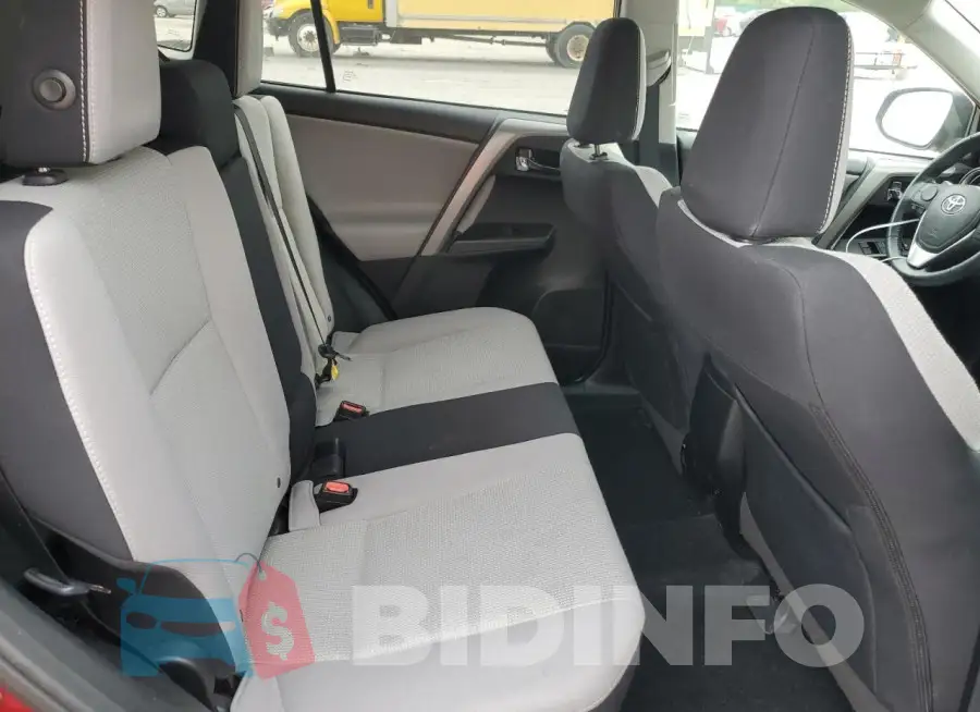 2T3RFREV8JW832276 Photo# 10