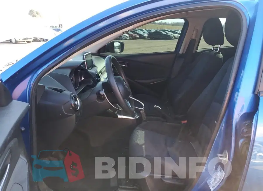 3MYDLBZVXGY111756 Photo# 7