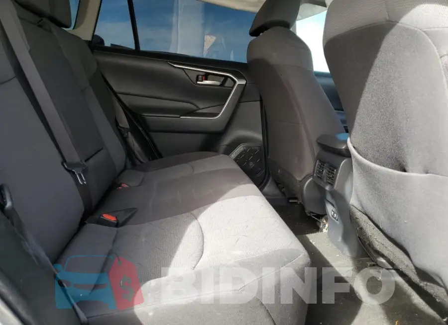 JTMW1RFV8KD003741 Photo# 10