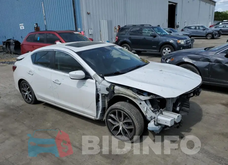 19UDE2F70MA002657 Photo# 4
