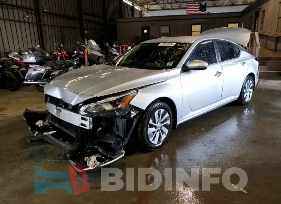 1N4BL4BV3KC135092 Photo# 1