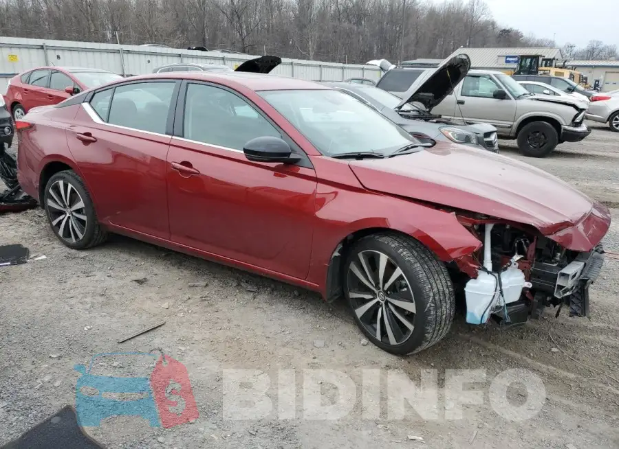 1N4BL4CW2MN407758 Photo# 4