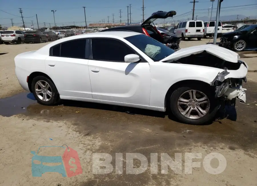 2C3CDXBG8GH166989 Photo# 4