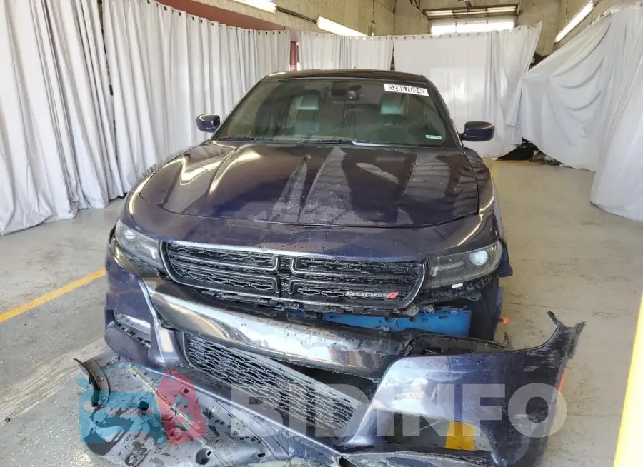 2C3CDXHG7FH886807 Photo# 5