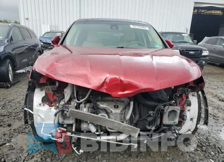 2LMPJ8LR5HBL32563 Photo# 5