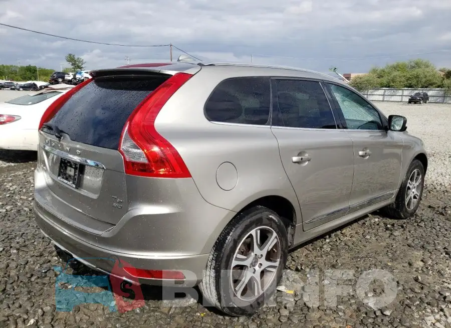 YV4902RK9F2635297 Photo# 3