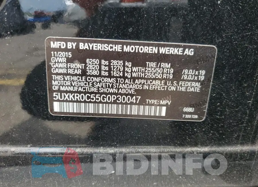 5UXKR0C55G0P30047 Photo# 12