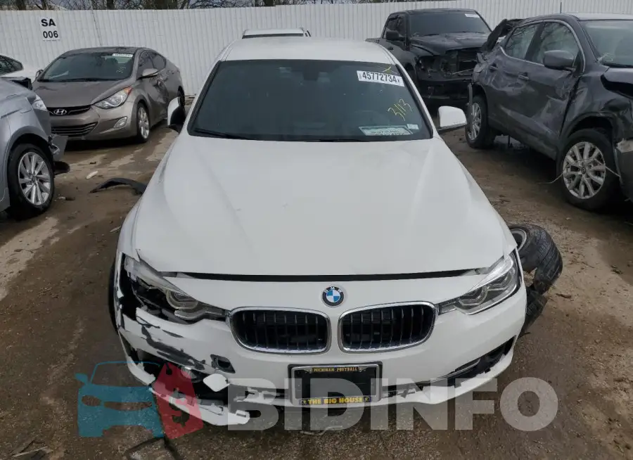 WBA8D9G5XJNU70020 Photo# 5
