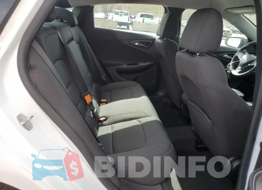 1G1ZB5ST2HF193694 Photo# 10