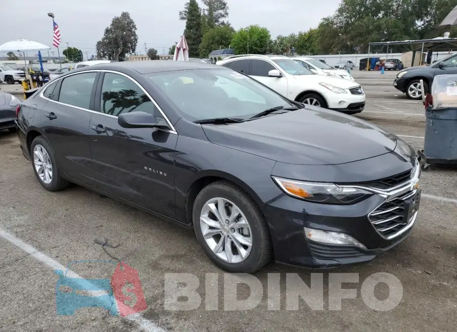 1G1ZD5ST0PF190866 Photo# 4