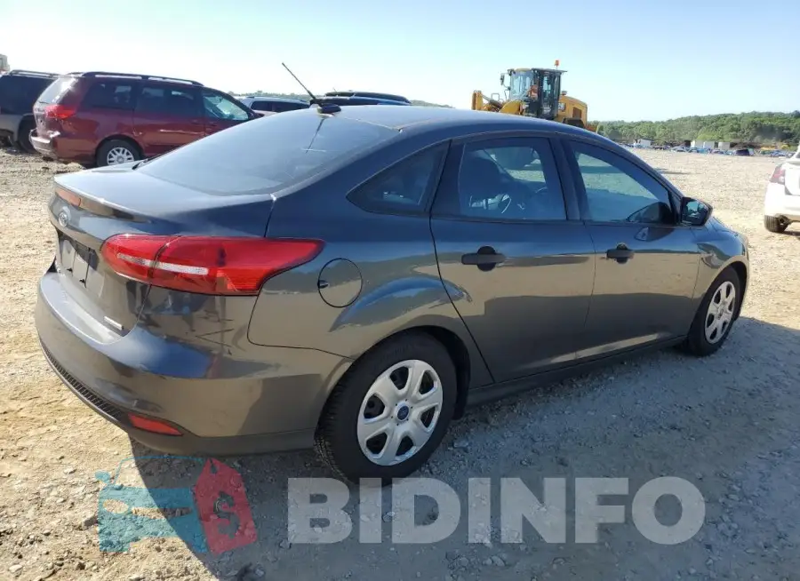 1FADP3E27GL401536 Photo# 3