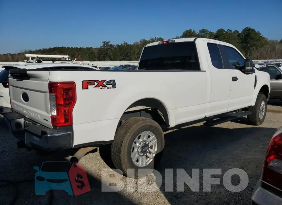 1FT7X2B65HED38662 Photo# 3