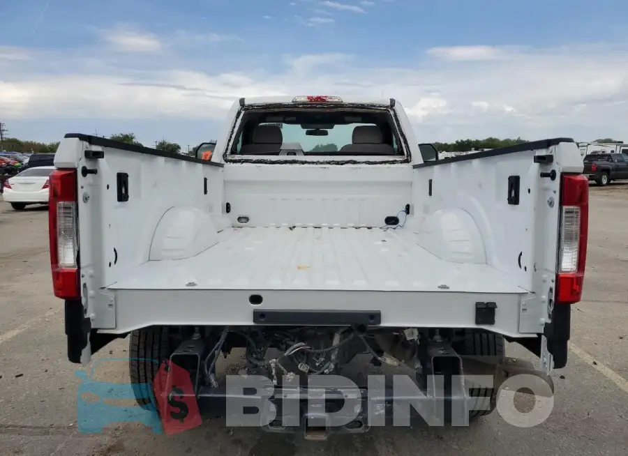 1FTBF2BT9HEC79828 Photo# 6