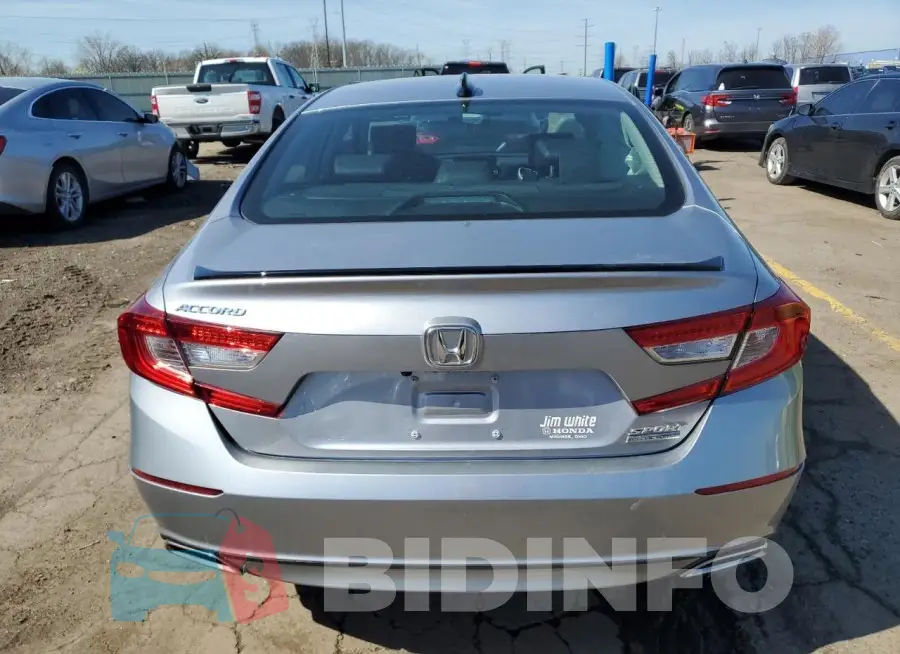 1HGCV1F41NA105177 Photo# 6