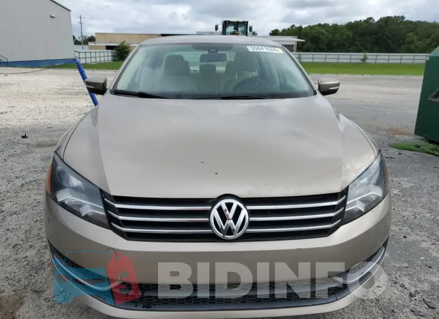 1VWBT7A32FC019171 Photo# 5