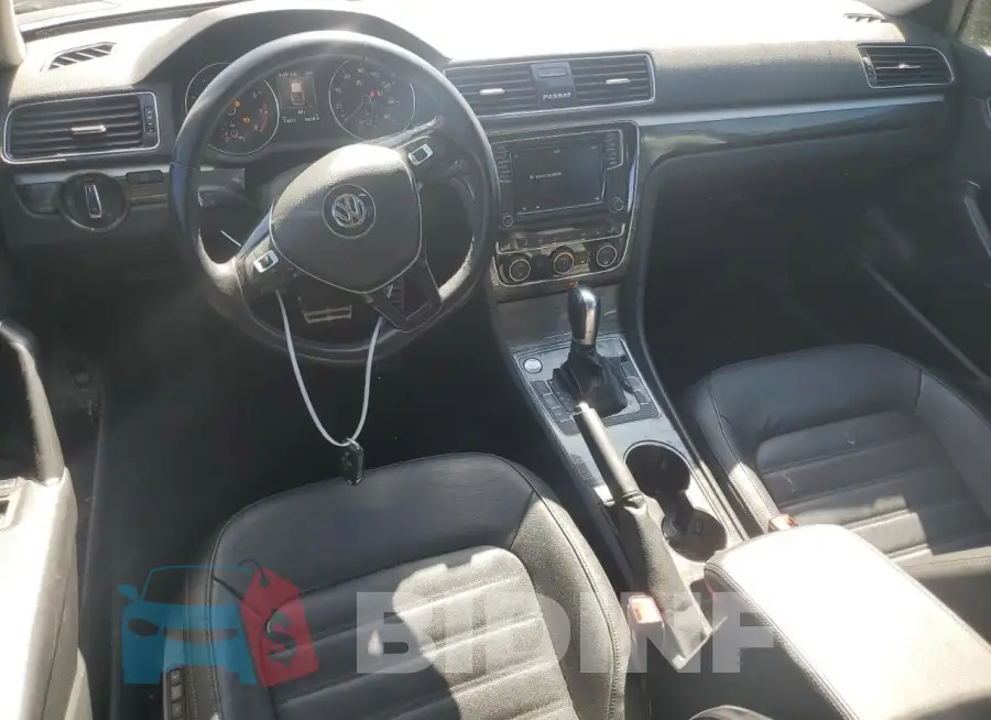 1VWCA7A36JC027499 Photo# 8