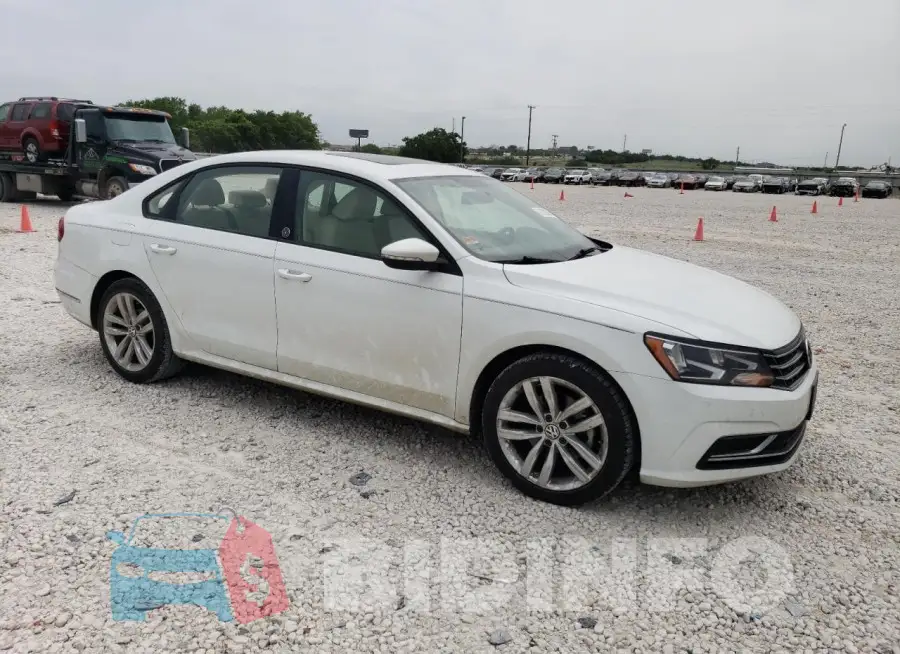 1VWLA7A35KC004121 Photo# 4