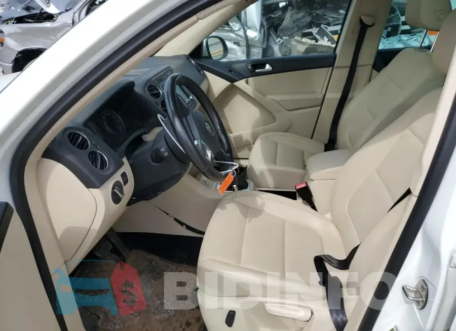 WVGAV7AX5FW559801 Photo# 7