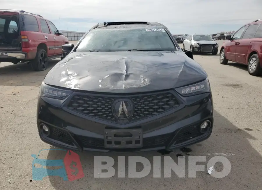 19UUB2F60KA006155 Photo# 5