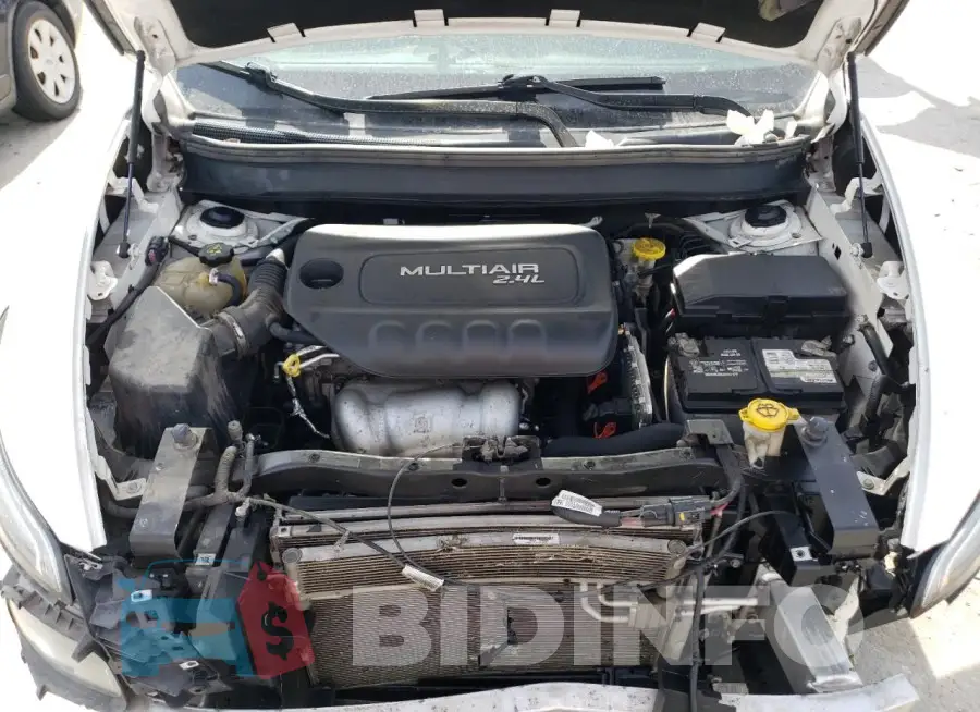 1C4PJLCB5JD557832 Photo# 11