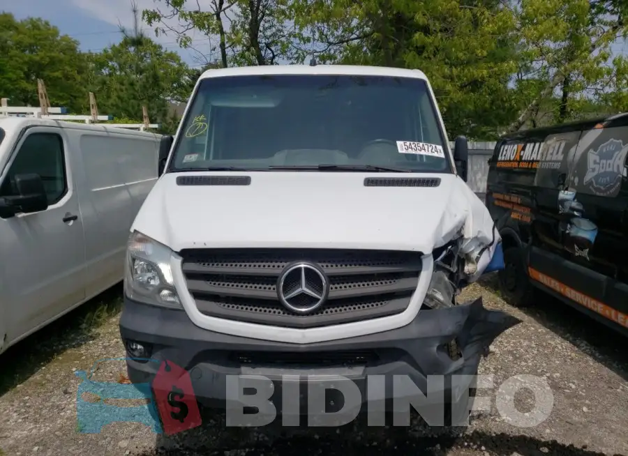 WD3FE7CD1GP275889 Photo# 5