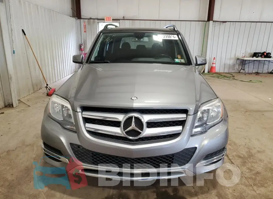 WDCGG8JB1FG415556 Photo# 5