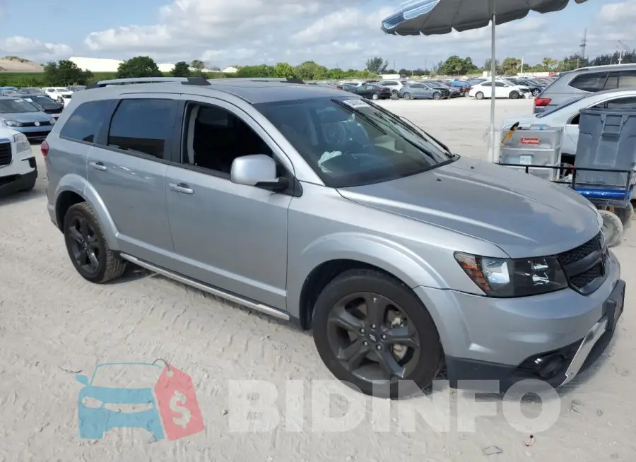 3C4PDCGB9LT272713 Photo# 4