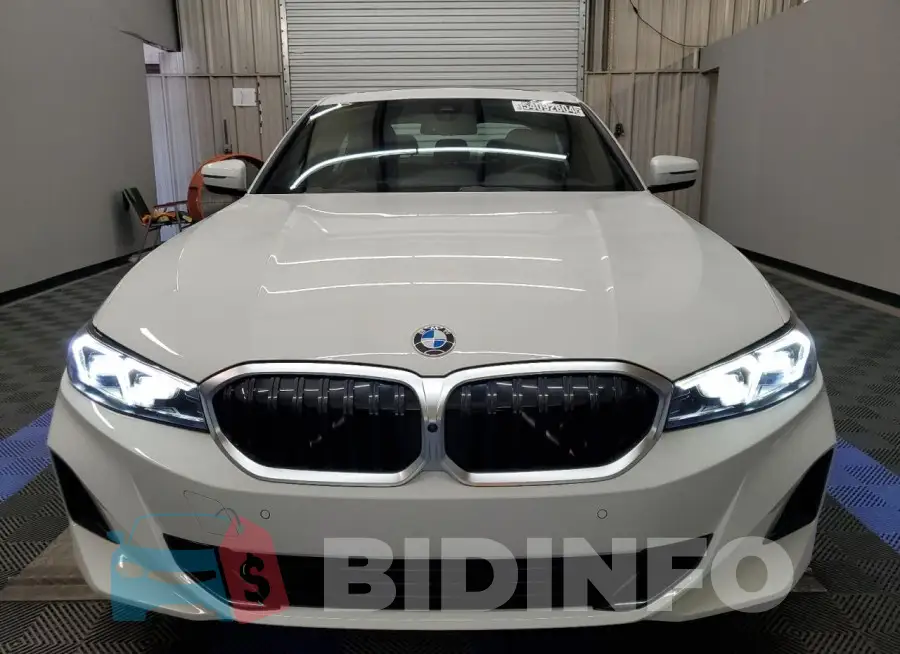 3MW69FF0XR8E18298 Photo# 5