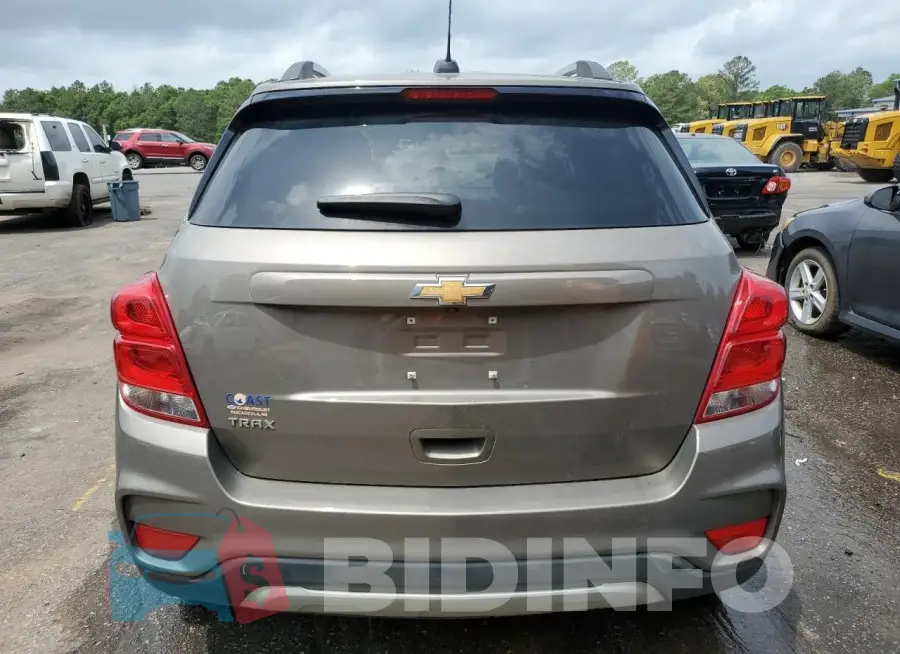 KL7CJLSM0NB563554 Photo# 6