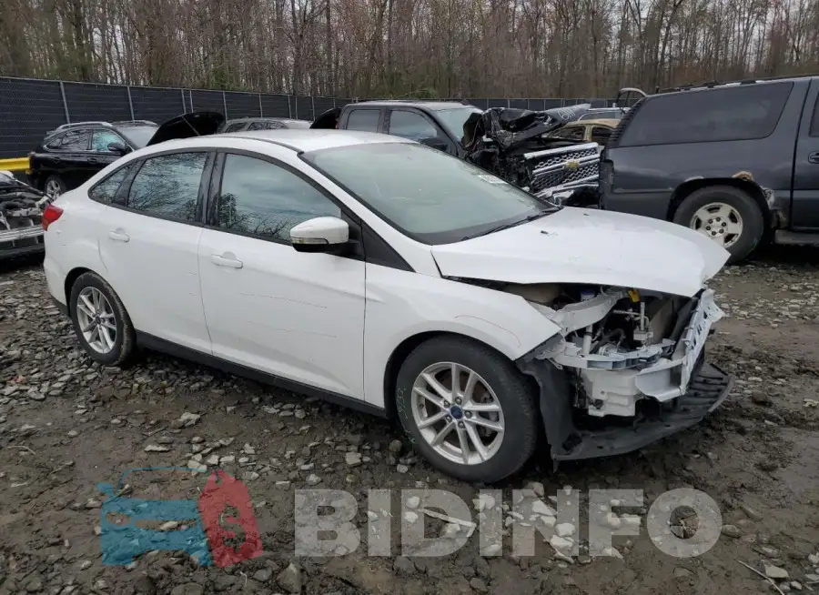 1FADP3F21FL353867 Photo# 4