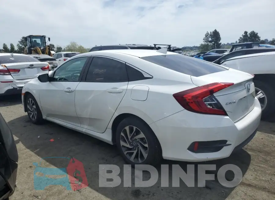 19XFC2F75JE205047 Photo# 2