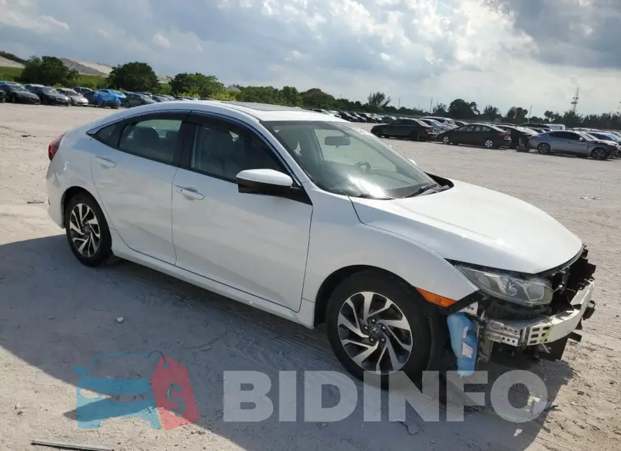 2HGFC2F71GH515243 Photo# 4