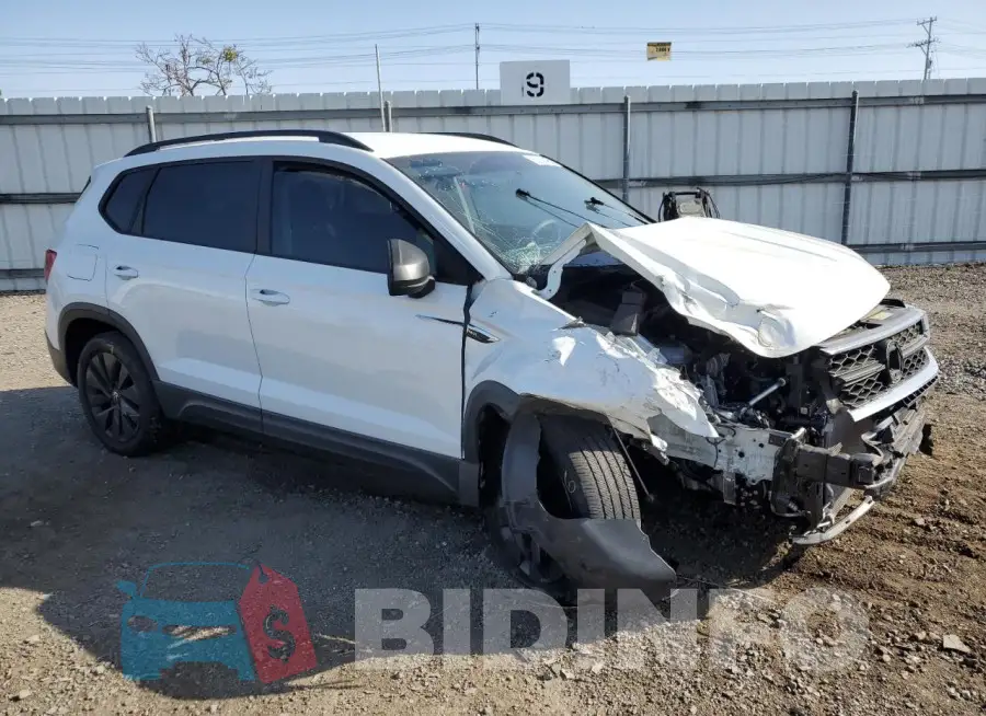 3VVCX7B26NM007783 Photo# 4
