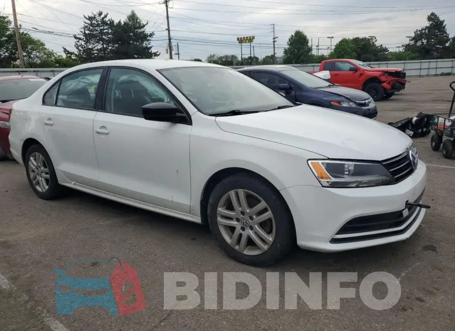 3VW2K7AJ1FM222990 Photo# 4