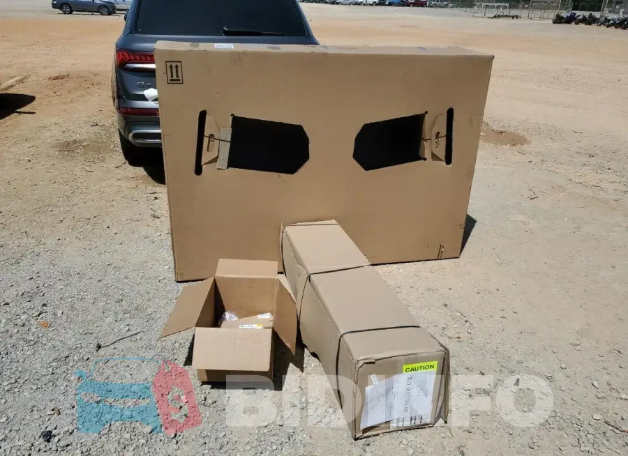 WA1LXAF74MD026287 Photo# 13