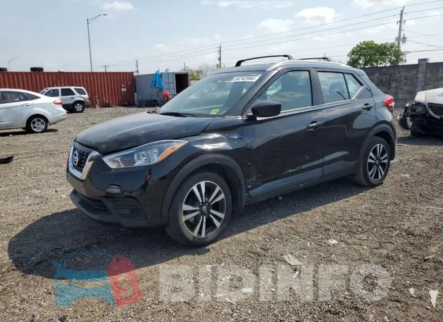 3N1CP5CU3KL559331 Photo# 1