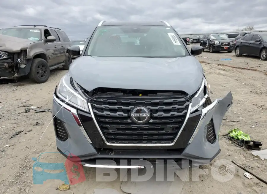 3N1CP5CV9PL481833 Photo# 5