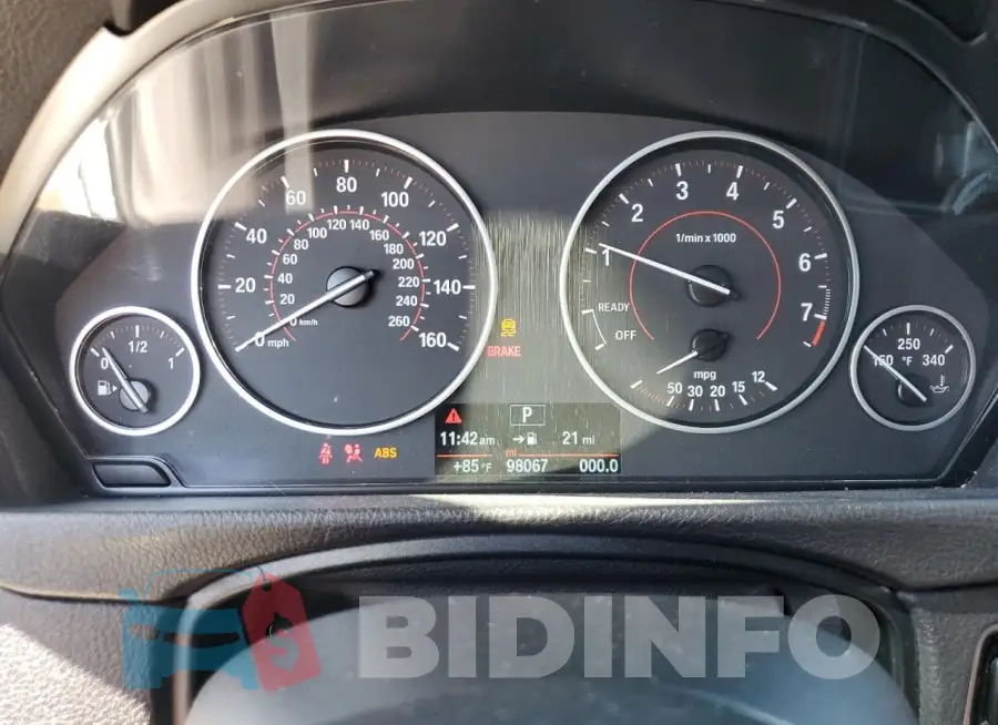 WBA8E3G52GNU03866 Photo# 9