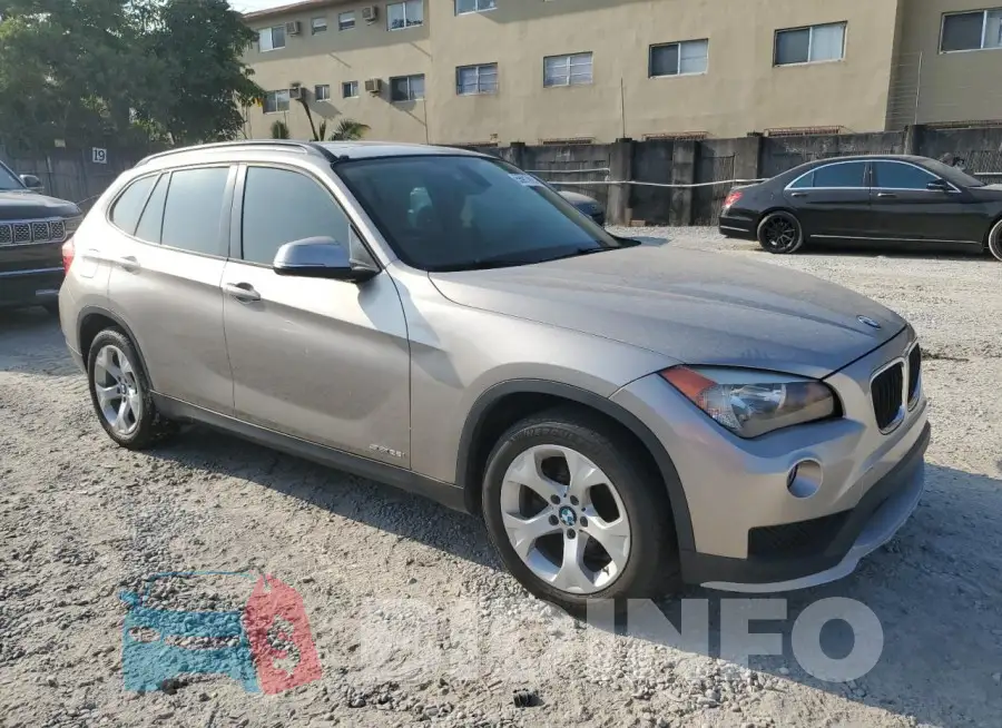WBAVM1C58FV498979 Photo# 4