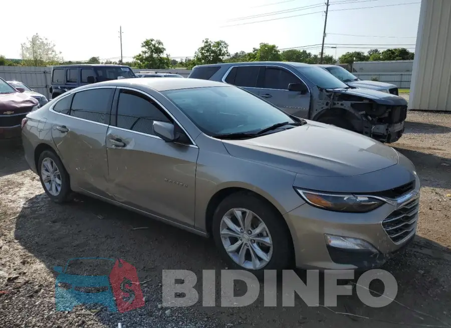 1G1ZD5ST4NF138301 Photo# 4