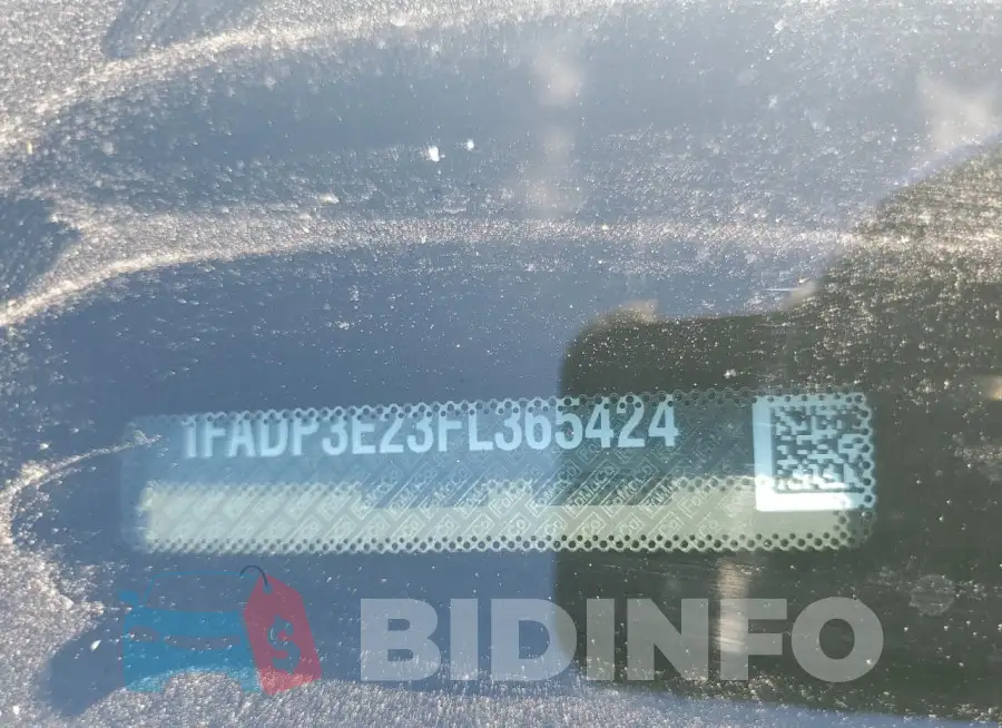 1FADP3E23FL365424 Photo# 13