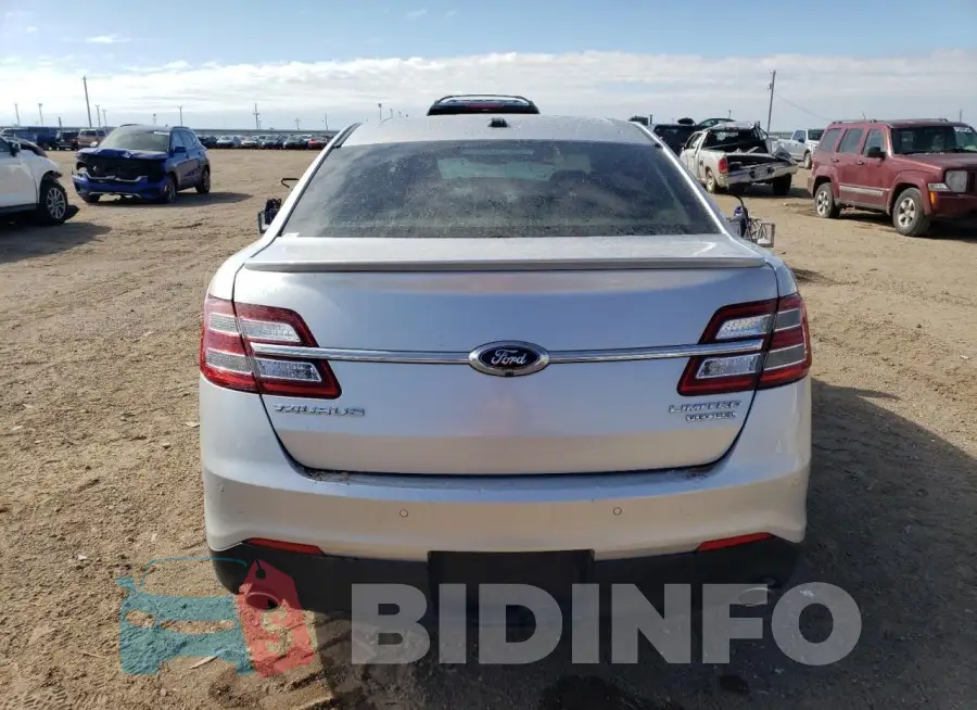 1FAHP2F86FG138817 Photo# 6