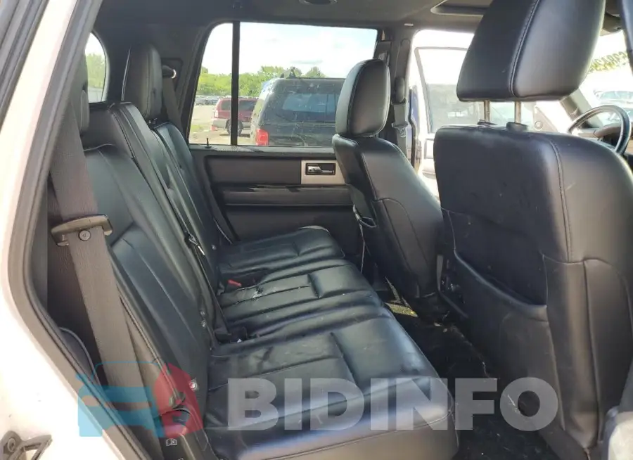 1FMJU2AT5FEF10431 Photo# 10