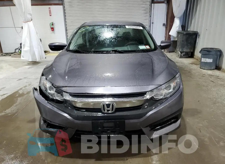 19XFC2F52HE208156 Photo# 5